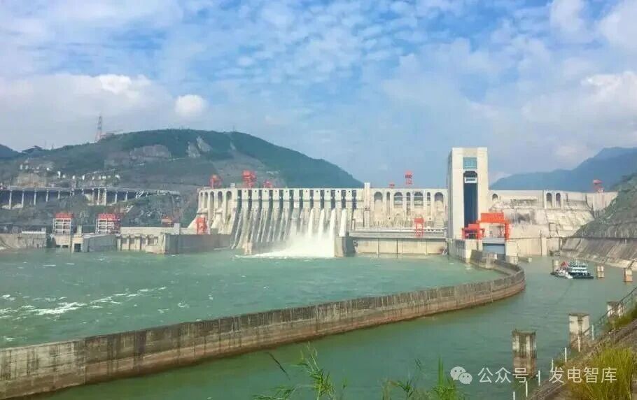 微信图片_20251022114118.jpg 微信图片_20251022114118.jpg